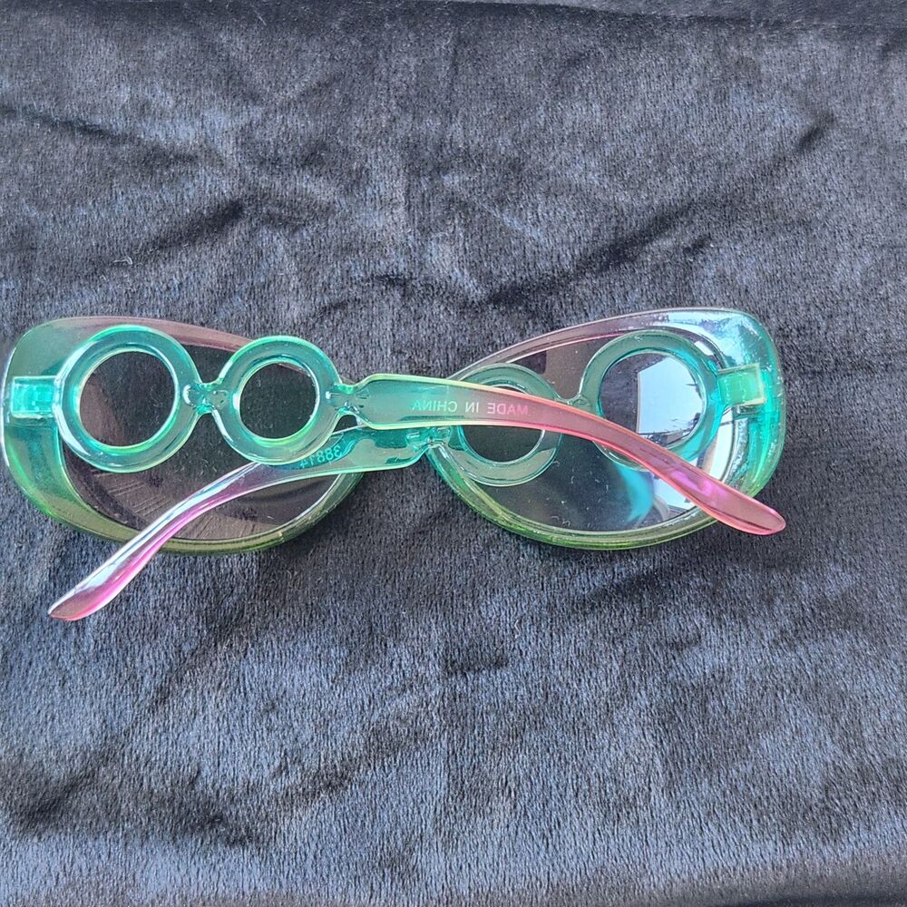 Blue Green Pink Round Sunnies - Picture 3 of 4